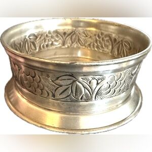 Pottery Barn Pewter Vine Wine Bottle Coaster Jam Preserves Grape Vines Pattern